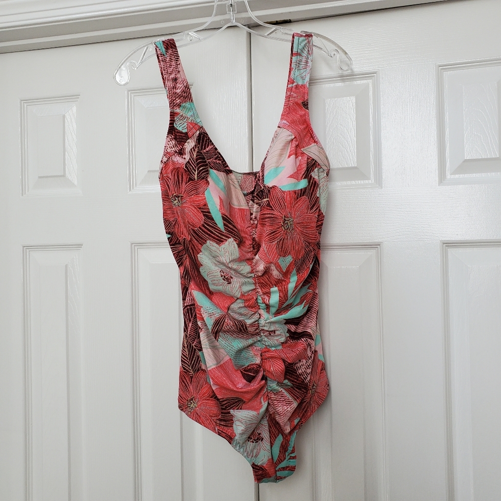 Le Cove Pink Mint Green Flower Plus Swim Suit